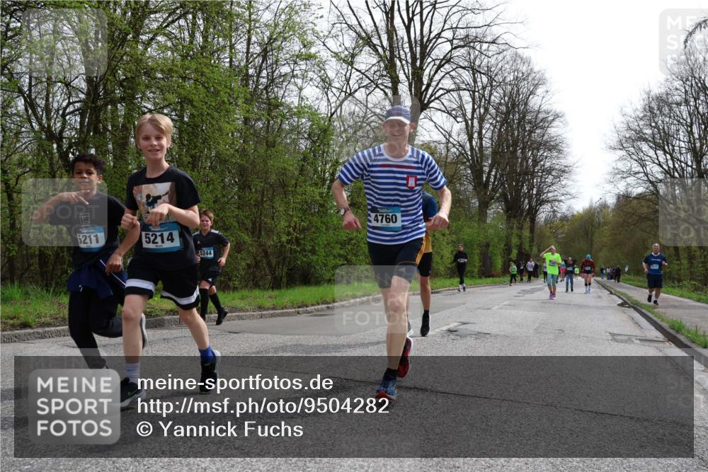 12.04.2026 - 45. Internationalen Wilhelmsburger Insellauf Yannick Fuchs http://msf.ph/oto/9504282 12.04.2026 12:52:41 Laufen 5211, 5214, 5244, 4760 meine-sportfotos.de