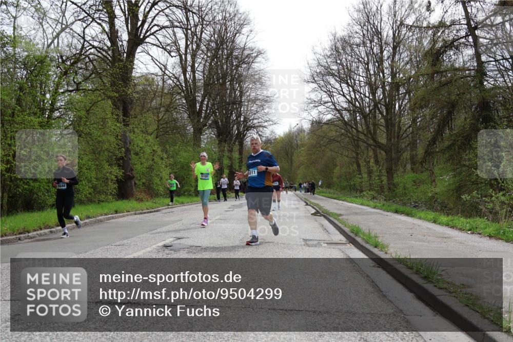 12.04.2026 - 45. Internationalen Wilhelmsburger Insellauf Yannick Fuchs http://msf.ph/oto/9504299 12.04.2026 12:52:45 Laufen 5191, 5011 meine-sportfotos.de
