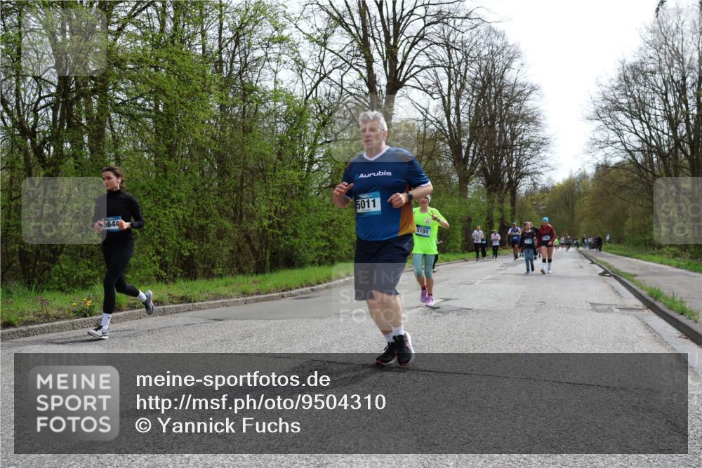 12.04.2026 - 45. Internationalen Wilhelmsburger Insellauf Yannick Fuchs http://msf.ph/oto/9504310 12.04.2026 12:52:46 Laufen 564, 5011, 5191 meine-sportfotos.de