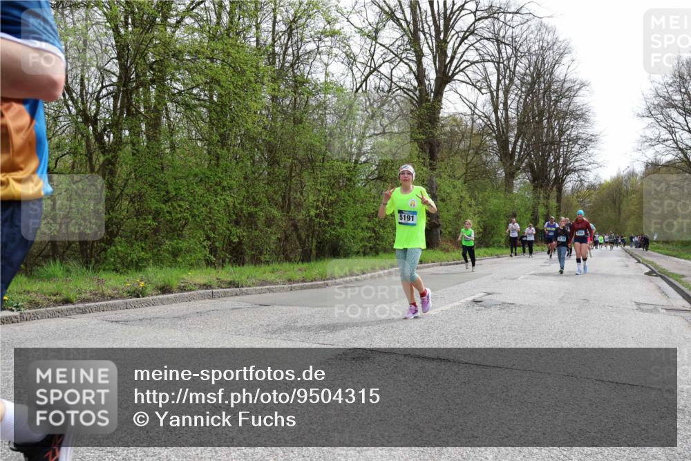 12.04.2026 - 45. Internationalen Wilhelmsburger Insellauf Yannick Fuchs http://msf.ph/oto/9504315 12.04.2026 12:52:48 Laufen 5191, 5179, 4741 meine-sportfotos.de