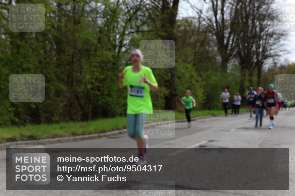 12.04.2026 - 45. Internationalen Wilhelmsburger Insellauf Yannick Fuchs http://msf.ph/oto/9504317 12.04.2026 12:52:48 Laufen 3191 meine-sportfotos.de