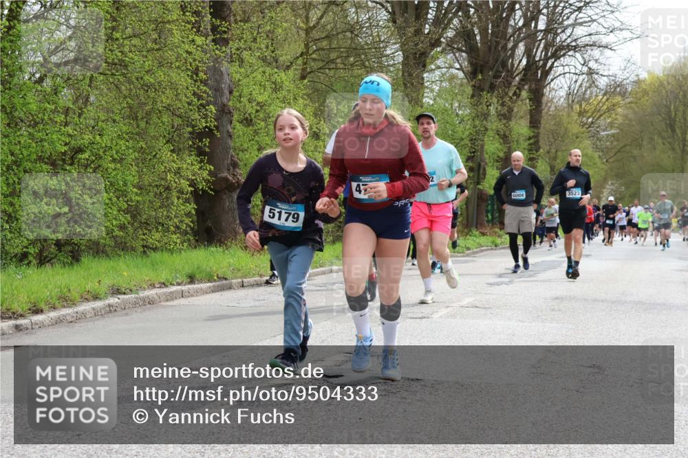 12.04.2026 - 45. Internationalen Wilhelmsburger Insellauf Yannick Fuchs http://msf.ph/oto/9504333 12.04.2026 12:52:51 Laufen 5179, 4, 3523 meine-sportfotos.de