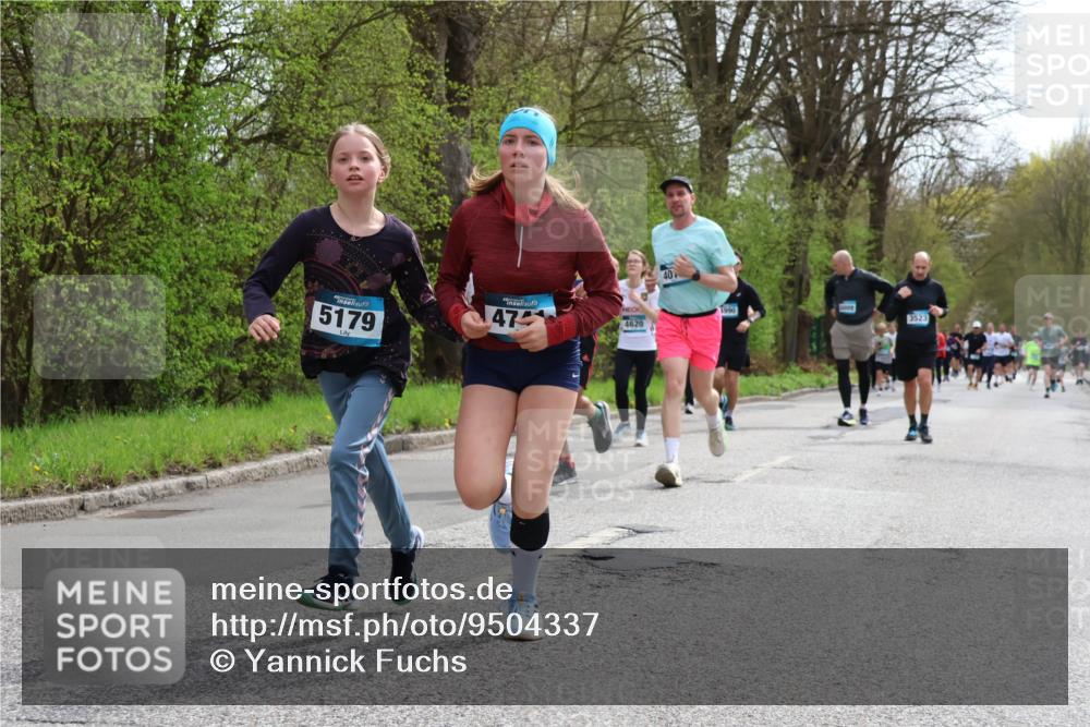 12.04.2026 - 45. Internationalen Wilhelmsburger Insellauf Yannick Fuchs http://msf.ph/oto/9504337 12.04.2026 12:52:52 Laufen 5179, 47, 4620, 40, 1990, 3523 meine-sportfotos.de