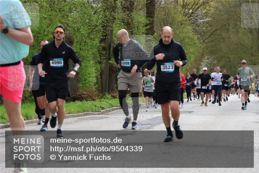 12.04.2026 - 45. Internationalen Wilhelmsburger Insellauf Yannick Fuchs http://msf.ph/oto/9504339 12.04.2026 12:52:53 Laufen 4990, 5111, 3523, 4128, 1207, 2735, 3962 meine-sportfotos.de