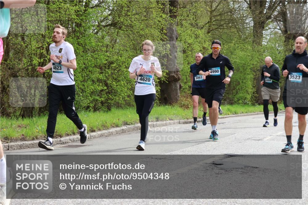 12.04.2026 - 45. Internationalen Wilhelmsburger Insellauf Yannick Fuchs http://msf.ph/oto/9504348 12.04.2026 12:52:54 Laufen 24, 4623, 4620, 3062, 4990, 3523 meine-sportfotos.de