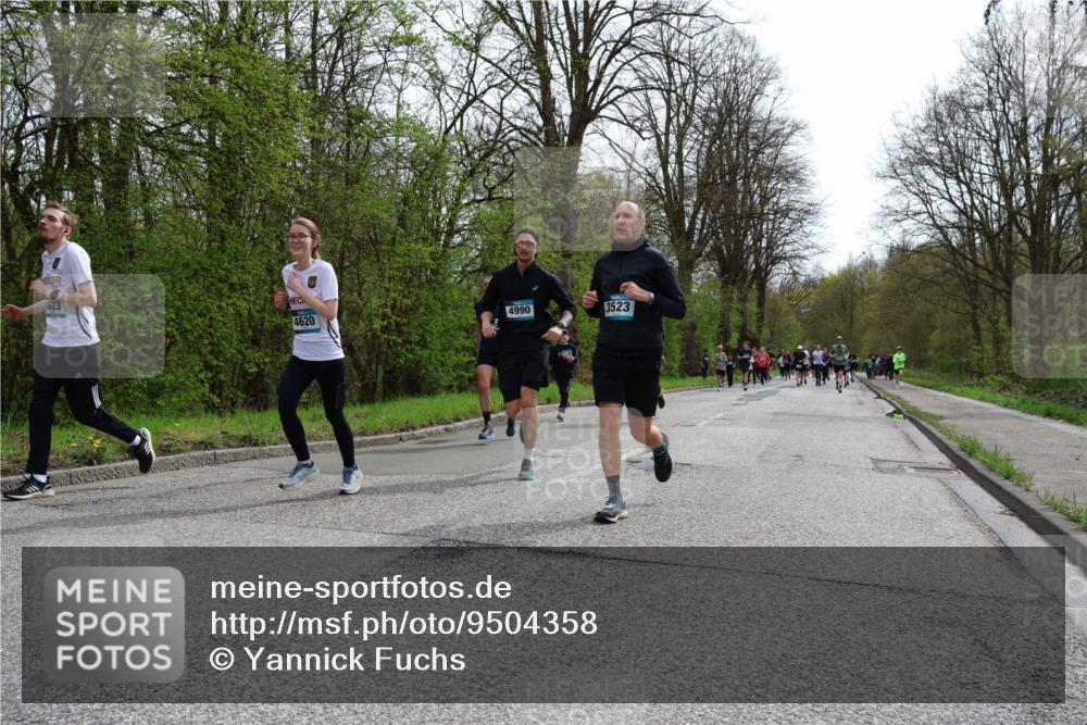 12.04.2026 - 45. Internationalen Wilhelmsburger Insellauf Yannick Fuchs http://msf.ph/oto/9504358 12.04.2026 12:52:56 Laufen 024, 1623, 4620, 4990, 3523 meine-sportfotos.de