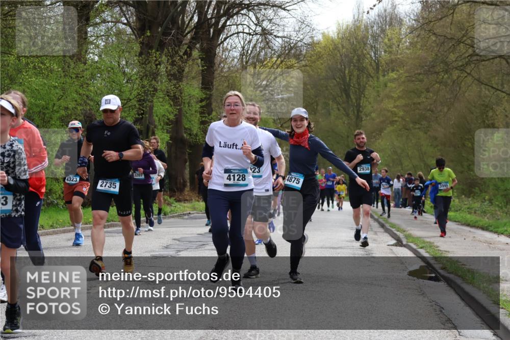 12.04.2026 - 45. Internationalen Wilhelmsburger Insellauf Yannick Fuchs http://msf.ph/oto/9504405 12.04.2026 12:53:05 Laufen 3, 4323, 2735, 3207, 4128, 23, 226, 4875, 2938, 3999 meine-sportfotos.de