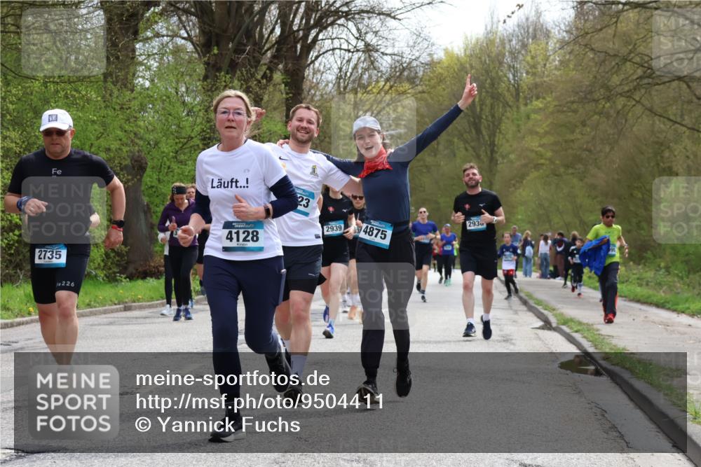 12.04.2026 - 45. Internationalen Wilhelmsburger Insellauf Yannick Fuchs http://msf.ph/oto/9504411 12.04.2026 12:53:06 Laufen 23, 2735, 226, 4128, 2939, 4875, 2936, 95 meine-sportfotos.de