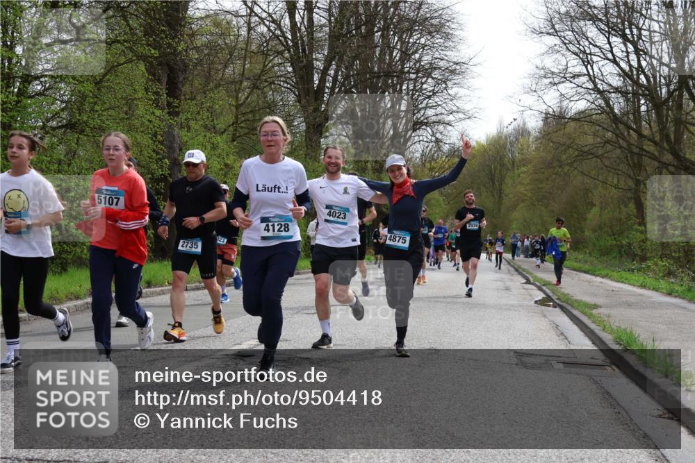12.04.2026 - 45. Internationalen Wilhelmsburger Insellauf Yannick Fuchs http://msf.ph/oto/9504418 12.04.2026 12:53:07 Laufen 5107, 2, 2735, 323, 4128, 4023, 226, 4875, 2938 meine-sportfotos.de
