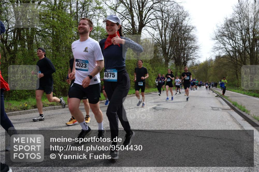 12.04.2026 - 45. Internationalen Wilhelmsburger Insellauf Yannick Fuchs http://msf.ph/oto/9504430 12.04.2026 12:53:09 Laufen 4023, 4875, 226, 4805, 2938 meine-sportfotos.de