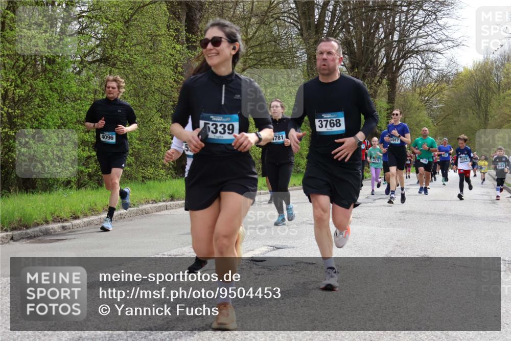 12.04.2026 - 45. Internationalen Wilhelmsburger Insellauf Yannick Fuchs http://msf.ph/oto/9504453 12.04.2026 12:53:13 Laufen 4096, 339, 4781, 3768, 4170, 4917, 5079, 5074 meine-sportfotos.de
