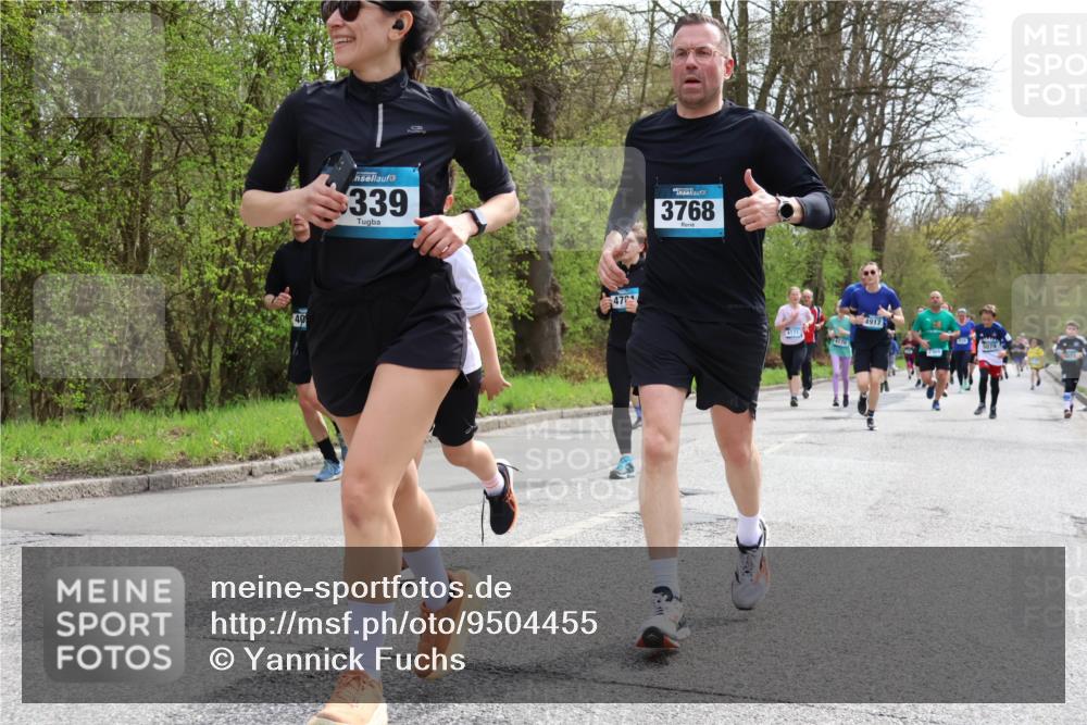 12.04.2026 - 45. Internationalen Wilhelmsburger Insellauf Yannick Fuchs http://msf.ph/oto/9504455 12.04.2026 12:53:14 Laufen 40, 339, 478, 3768, 4170, 4917 meine-sportfotos.de