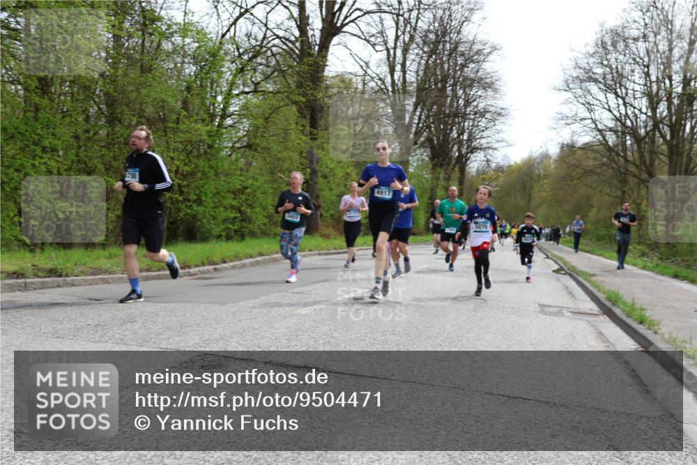 12.04.2026 - 45. Internationalen Wilhelmsburger Insellauf Yannick Fuchs http://msf.ph/oto/9504471 12.04.2026 12:53:17 Laufen 780, 3403, 4917, 5079 meine-sportfotos.de