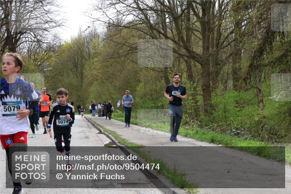 12.04.2026 - 45. Internationalen Wilhelmsburger Insellauf Yannick Fuchs http://msf.ph/oto/9504474 12.04.2026 12:53:17 Laufen 5079, 373, 5074, 324 meine-sportfotos.de
