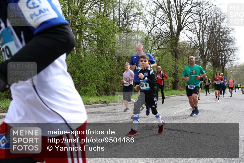 12.04.2026 - 45. Internationalen Wilhelmsburger Insellauf Yannick Fuchs http://msf.ph/oto/9504486 12.04.2026 12:53:19 Laufen 478, 4171, 5074, 2715, 2369, 2642 meine-sportfotos.de