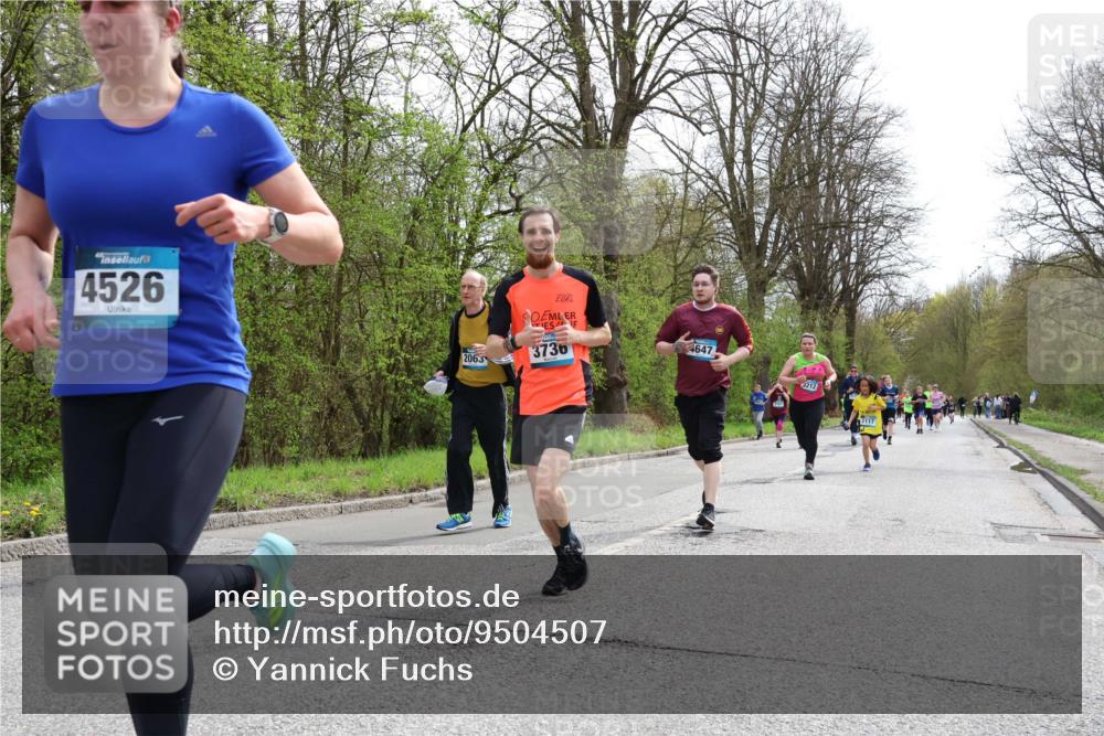 12.04.2026 - 45. Internationalen Wilhelmsburger Insellauf Yannick Fuchs http://msf.ph/oto/9504507 12.04.2026 12:53:23 Laufen 4526, 2063, 3736, 4647, 3212, 2117 meine-sportfotos.de