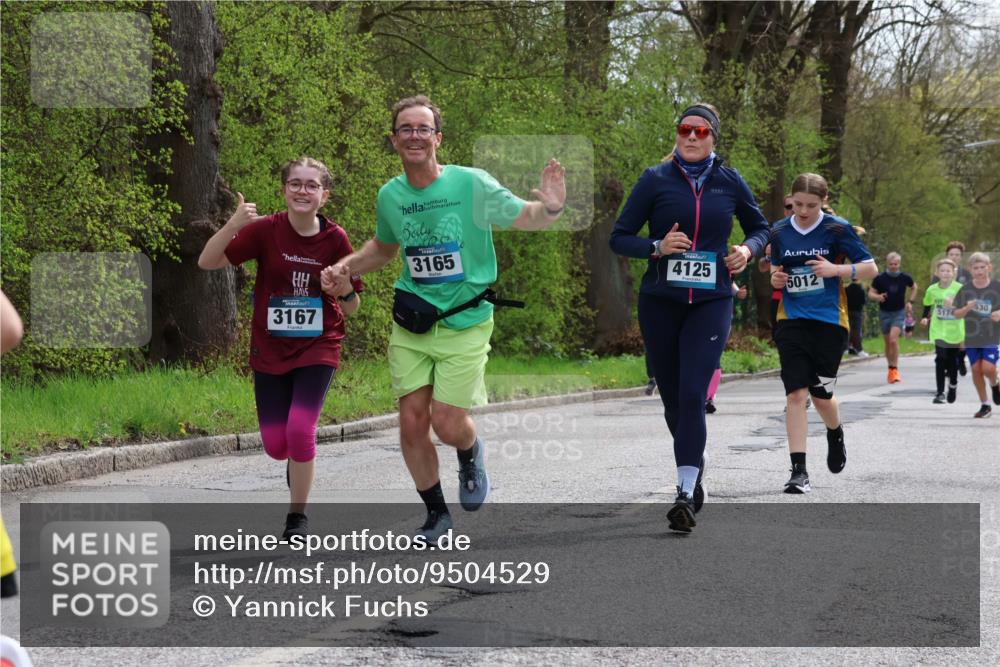 12.04.2026 - 45. Internationalen Wilhelmsburger Insellauf Yannick Fuchs http://msf.ph/oto/9504529 12.04.2026 12:53:27 Laufen 3167, 3165, 4125, 5012, 530, 5174 meine-sportfotos.de