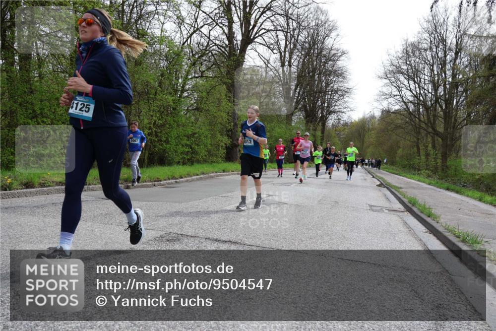 12.04.2026 - 45. Internationalen Wilhelmsburger Insellauf Yannick Fuchs http://msf.ph/oto/9504547 12.04.2026 12:53:31 Laufen 4125, 5067, 5012 meine-sportfotos.de