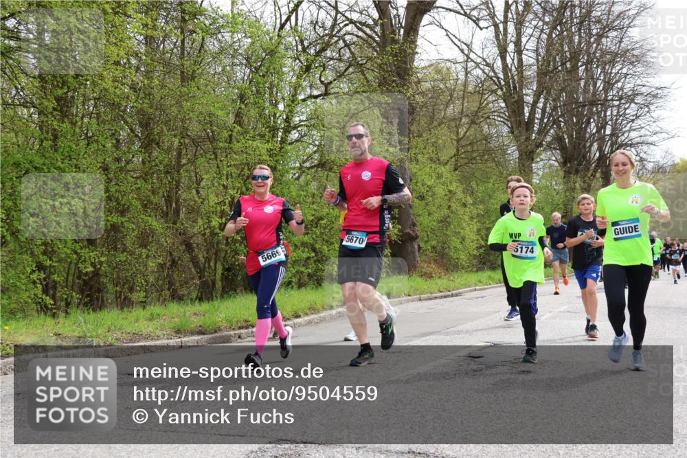 12.04.2026 - 45. Internationalen Wilhelmsburger Insellauf Yannick Fuchs http://msf.ph/oto/9504559 12.04.2026 12:53:34 Laufen 56695, 5670, 5174 meine-sportfotos.de