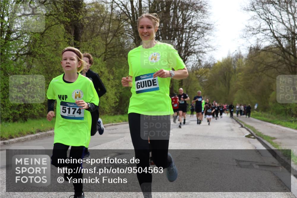 12.04.2026 - 45. Internationalen Wilhelmsburger Insellauf Yannick Fuchs http://msf.ph/oto/9504563 12.04.2026 12:53:35 Laufen 45, 5174 meine-sportfotos.de