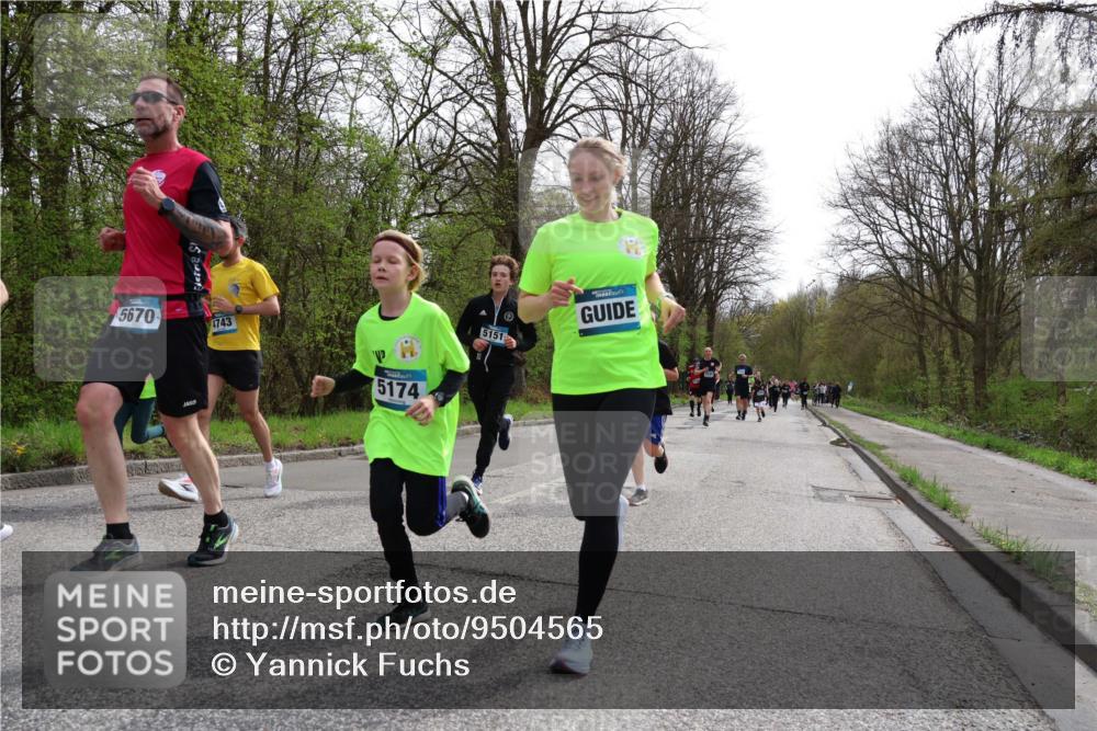 12.04.2026 - 45. Internationalen Wilhelmsburger Insellauf Yannick Fuchs http://msf.ph/oto/9504565 12.04.2026 12:53:35 Laufen 5670, 4743, 5174, 5151 meine-sportfotos.de