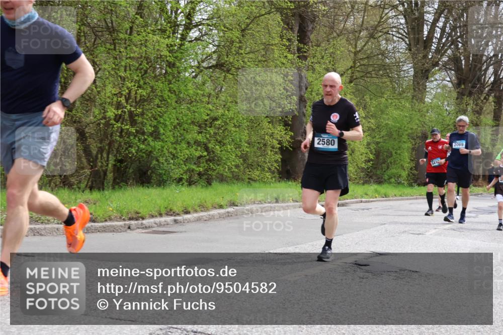 12.04.2026 - 45. Internationalen Wilhelmsburger Insellauf Yannick Fuchs http://msf.ph/oto/9504582 12.04.2026 12:53:39 Laufen 2580, 541, 2069 meine-sportfotos.de
