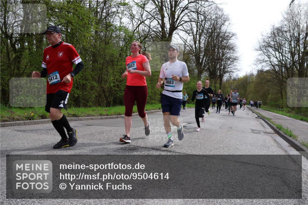 12.04.2026 - 45. Internationalen Wilhelmsburger Insellauf Yannick Fuchs http://msf.ph/oto/9504614 12.04.2026 12:53:45 Laufen 5412, 5657, 3883, 5104 meine-sportfotos.de