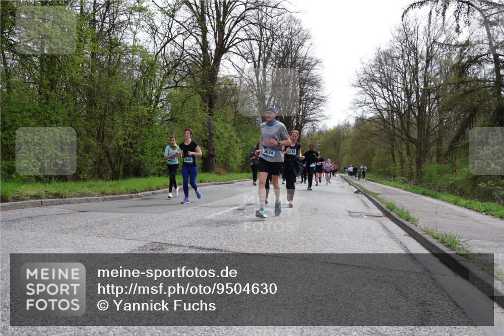 12.04.2026 - 45. Internationalen Wilhelmsburger Insellauf Yannick Fuchs http://msf.ph/oto/9504630 12.04.2026 12:53:48 Laufen 3895, 5828, 3034, 3318 meine-sportfotos.de