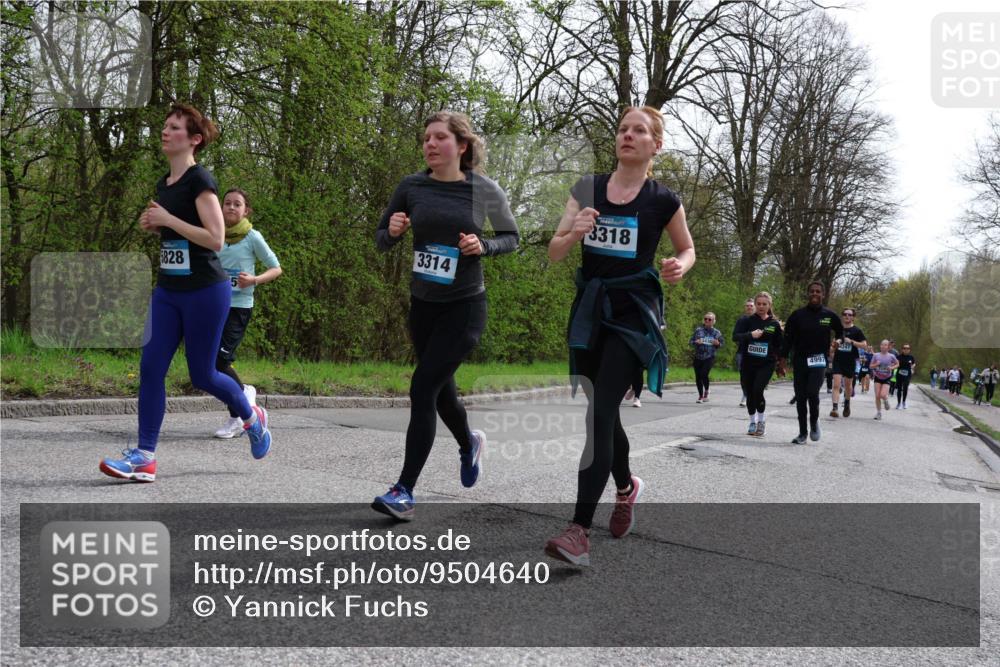 12.04.2026 - 45. Internationalen Wilhelmsburger Insellauf Yannick Fuchs http://msf.ph/oto/9504640 12.04.2026 12:53:50 Laufen 5828, 5, 3314, 3318, 4247, 4997 meine-sportfotos.de