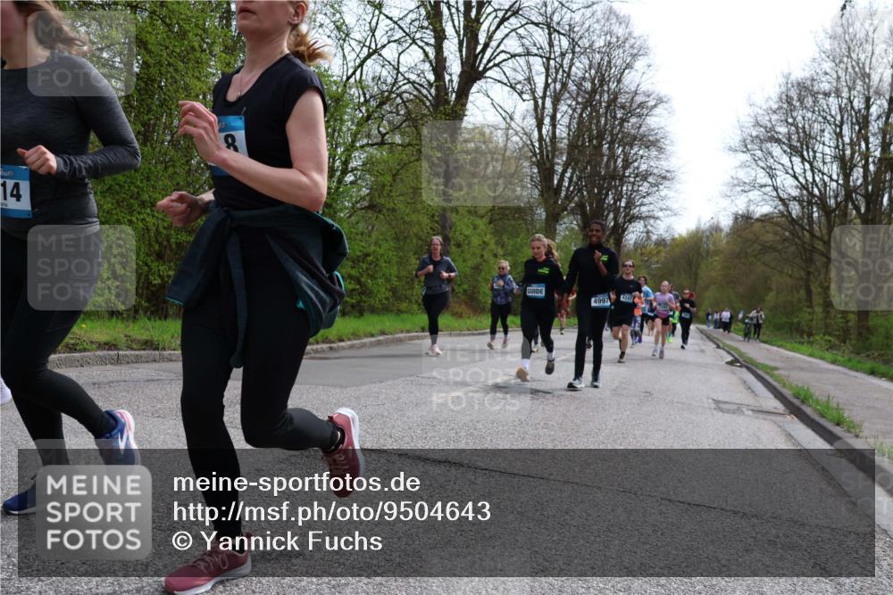 12.04.2026 - 45. Internationalen Wilhelmsburger Insellauf Yannick Fuchs http://msf.ph/oto/9504643 12.04.2026 12:53:50 Laufen 14, 4997, 4247 meine-sportfotos.de
