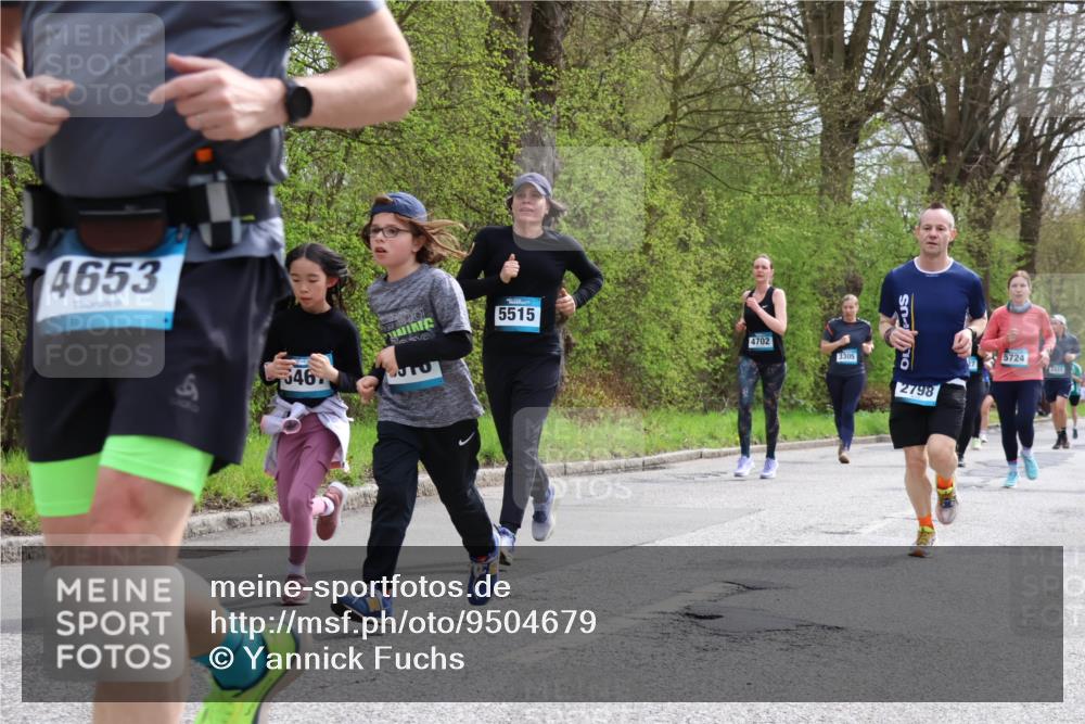 12.04.2026 - 45. Internationalen Wilhelmsburger Insellauf Yannick Fuchs http://msf.ph/oto/9504679 12.04.2026 12:53:57 Laufen 4653, 46, 5515, 4702, 3305, 2798, 5724 meine-sportfotos.de