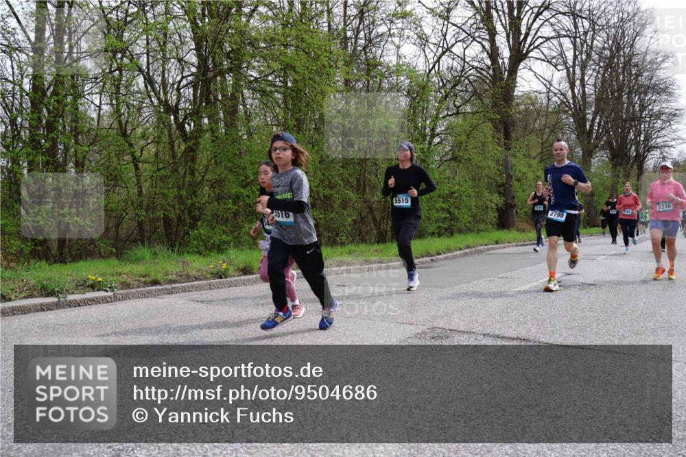 12.04.2026 - 45. Internationalen Wilhelmsburger Insellauf Yannick Fuchs http://msf.ph/oto/9504686 12.04.2026 12:53:59 Laufen 5515, 4702, 5248, 516, 2798, 5724 meine-sportfotos.de