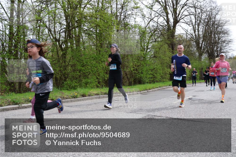 12.04.2026 - 45. Internationalen Wilhelmsburger Insellauf Yannick Fuchs http://msf.ph/oto/9504689 12.04.2026 12:53:59 Laufen 5515, 2798, 5248, 5724 meine-sportfotos.de