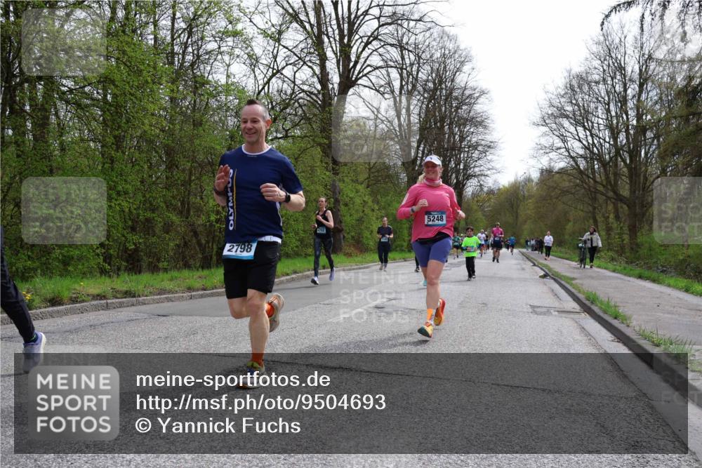 12.04.2026 - 45. Internationalen Wilhelmsburger Insellauf Yannick Fuchs http://msf.ph/oto/9504693 12.04.2026 12:54:00 Laufen 2798, 5248 meine-sportfotos.de