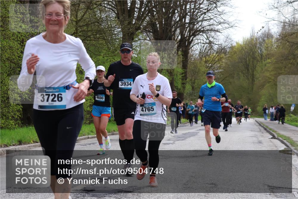 12.04.2026 - 45. Internationalen Wilhelmsburger Insellauf Yannick Fuchs http://msf.ph/oto/9504748 12.04.2026 12:54:11 Laufen 4600, 3726, 3934, 4765, 2303 meine-sportfotos.de