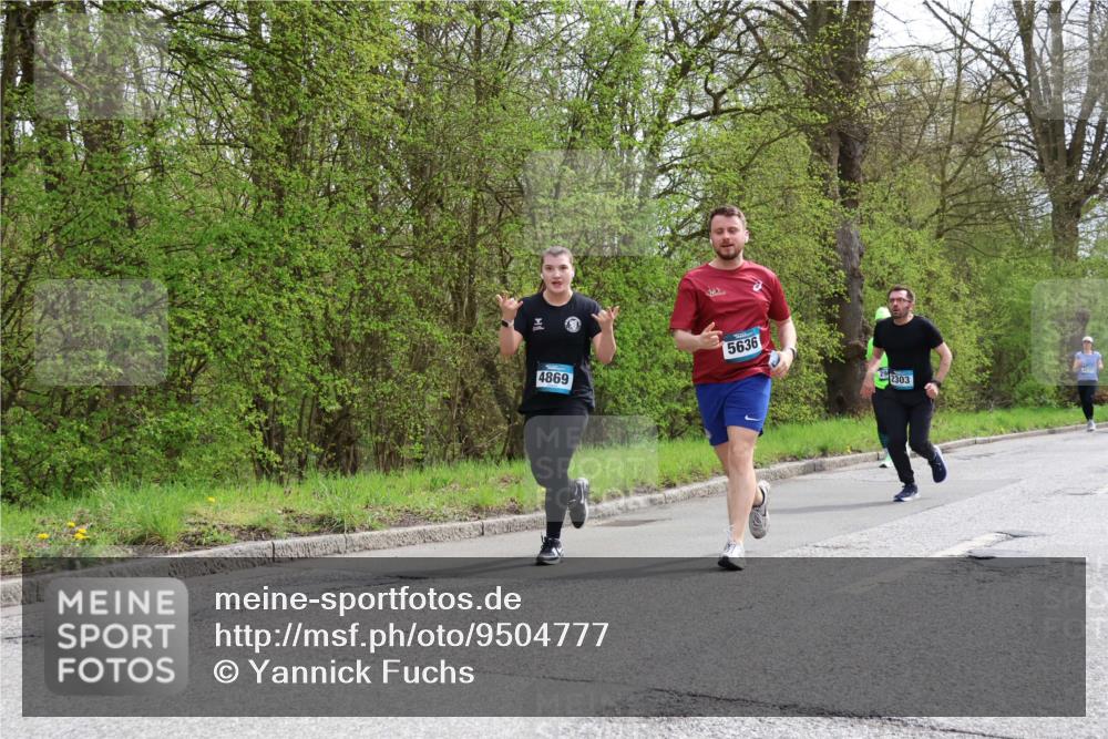 12.04.2026 - 45. Internationalen Wilhelmsburger Insellauf Yannick Fuchs http://msf.ph/oto/9504777 12.04.2026 12:54:17 Laufen 4869, 5636, 2303 meine-sportfotos.de