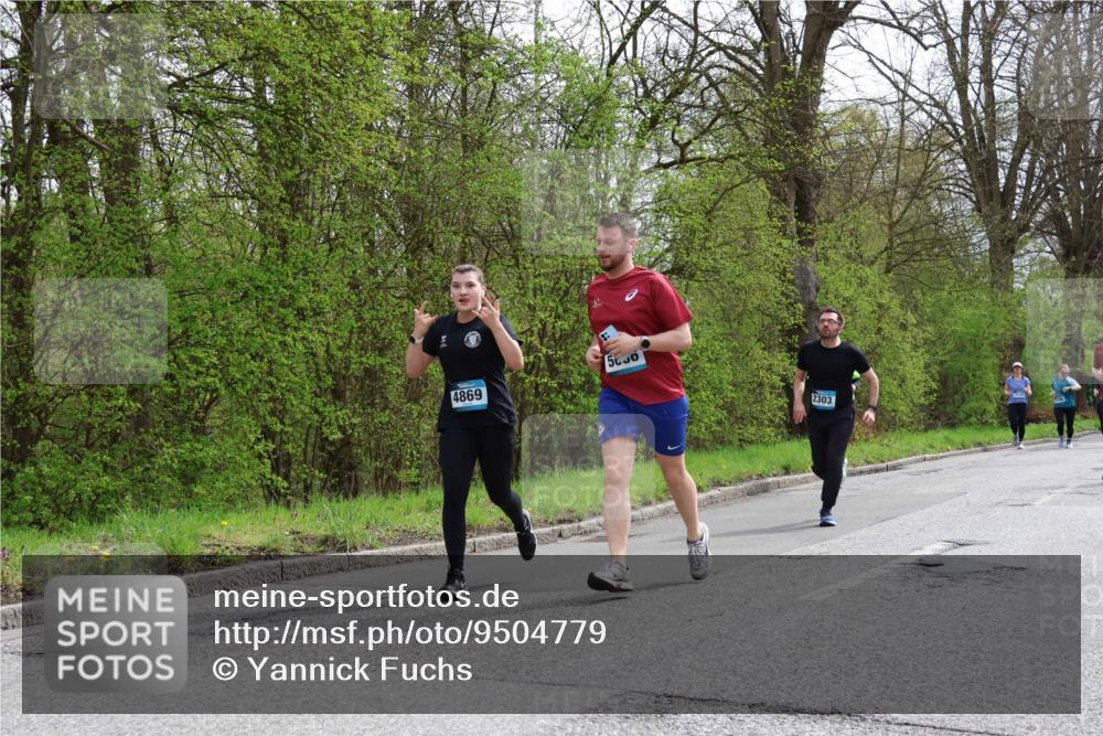 12.04.2026 - 45. Internationalen Wilhelmsburger Insellauf Yannick Fuchs http://msf.ph/oto/9504779 12.04.2026 12:54:17 Laufen 4869, 5030, 2303 meine-sportfotos.de