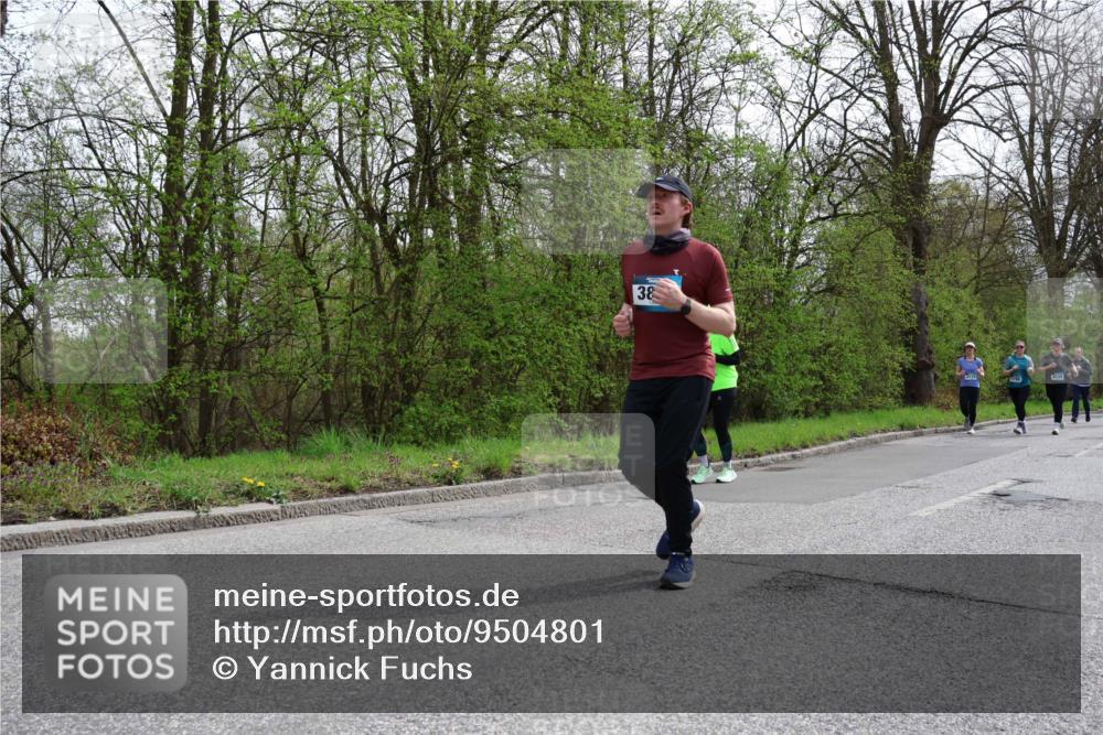 12.04.2026 - 45. Internationalen Wilhelmsburger Insellauf Yannick Fuchs http://msf.ph/oto/9504801 12.04.2026 12:54:21 Laufen 38, 4538 meine-sportfotos.de