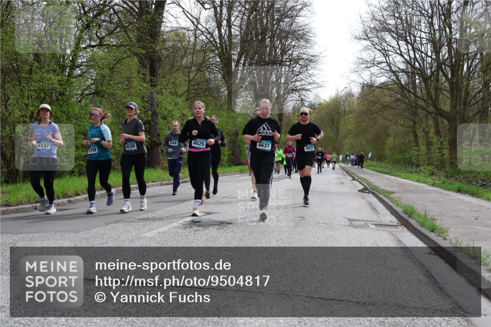 12.04.2026 - 45. Internationalen Wilhelmsburger Insellauf Yannick Fuchs http://msf.ph/oto/9504817 12.04.2026 12:54:24 Laufen 4537, 4538, 4625, 5799, 4637, 4032 meine-sportfotos.de