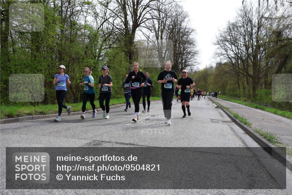 12.04.2026 - 45. Internationalen Wilhelmsburger Insellauf Yannick Fuchs http://msf.ph/oto/9504821 12.04.2026 12:54:25 Laufen 4537, 4625, 4637, 5799, 4538, 4032 meine-sportfotos.de