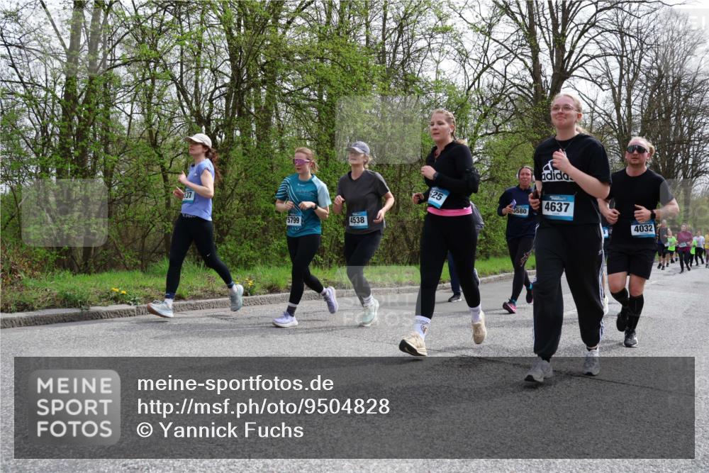 12.04.2026 - 45. Internationalen Wilhelmsburger Insellauf Yannick Fuchs http://msf.ph/oto/9504828 12.04.2026 12:54:26 Laufen 537, 5799, 4538, 25, 580, 4637, 4032 meine-sportfotos.de