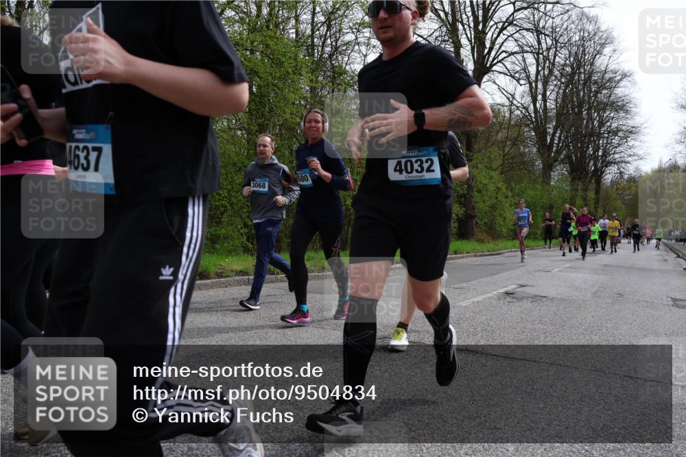 12.04.2026 - 45. Internationalen Wilhelmsburger Insellauf Yannick Fuchs http://msf.ph/oto/9504834 12.04.2026 12:54:27 Laufen 4637, 3068, 580, 4032 meine-sportfotos.de