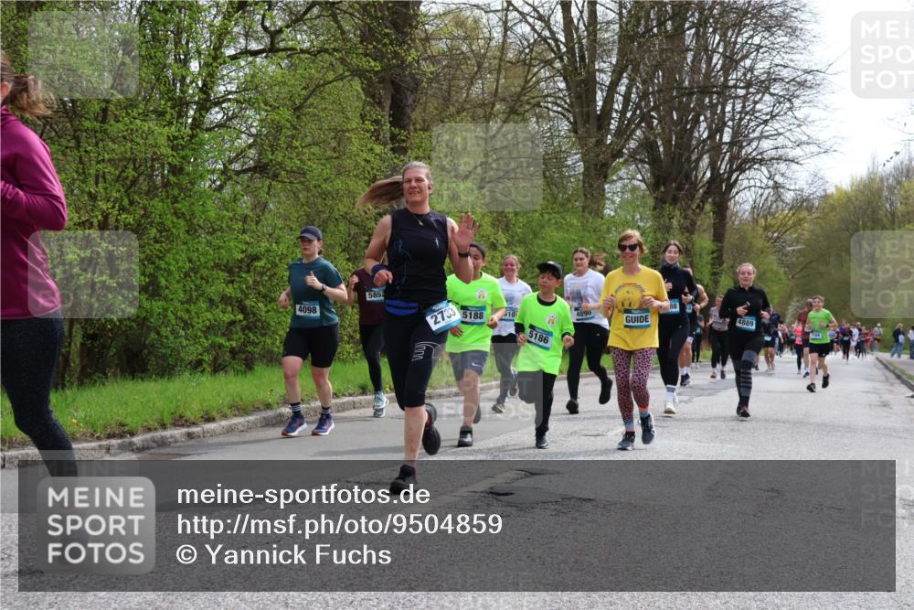 12.04.2026 - 45. Internationalen Wilhelmsburger Insellauf Yannick Fuchs http://msf.ph/oto/9504859 12.04.2026 12:54:32 Laufen 4098, 5852, 2733, 5188, 610, 5186, 4890, 88, 4889 meine-sportfotos.de