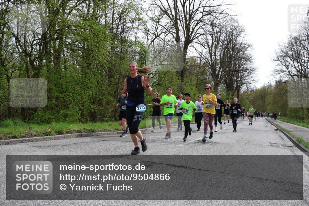 12.04.2026 - 45. Internationalen Wilhelmsburger Insellauf Yannick Fuchs http://msf.ph/oto/9504866 12.04.2026 12:54:33 Laufen 5188, 409, 2733, 86 meine-sportfotos.de