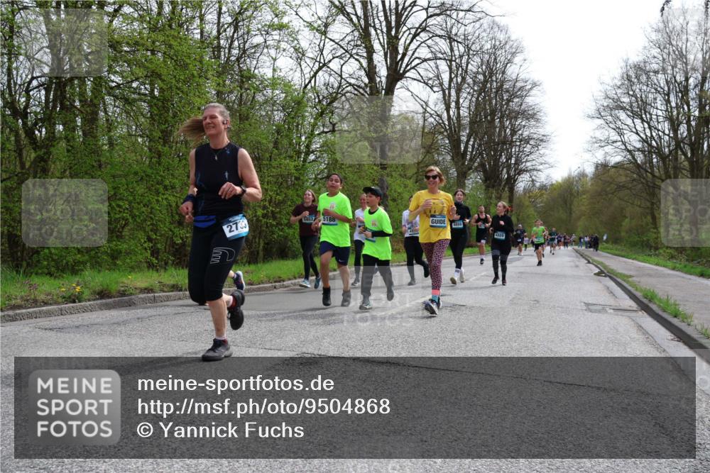12.04.2026 - 45. Internationalen Wilhelmsburger Insellauf Yannick Fuchs http://msf.ph/oto/9504868 12.04.2026 12:54:34 Laufen 2733, 5852, 5188 meine-sportfotos.de