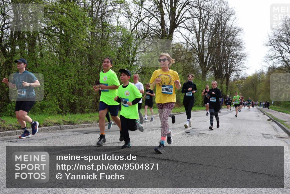 12.04.2026 - 45. Internationalen Wilhelmsburger Insellauf Yannick Fuchs http://msf.ph/oto/9504871 12.04.2026 12:54:34 Laufen 186, 4098, 4888, 4889 meine-sportfotos.de
