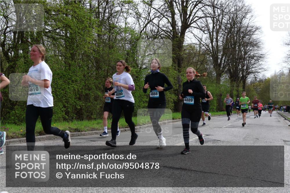 12.04.2026 - 45. Internationalen Wilhelmsburger Insellauf Yannick Fuchs http://msf.ph/oto/9504878 12.04.2026 12:54:36 Laufen 4610, 5059, 4890, 4888, 4889, 3164 meine-sportfotos.de
