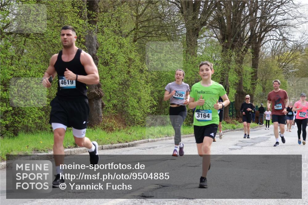 12.04.2026 - 45. Internationalen Wilhelmsburger Insellauf Yannick Fuchs http://msf.ph/oto/9504885 12.04.2026 12:54:37 Laufen 4619, 5295, 3164, 2964, 4126 meine-sportfotos.de
