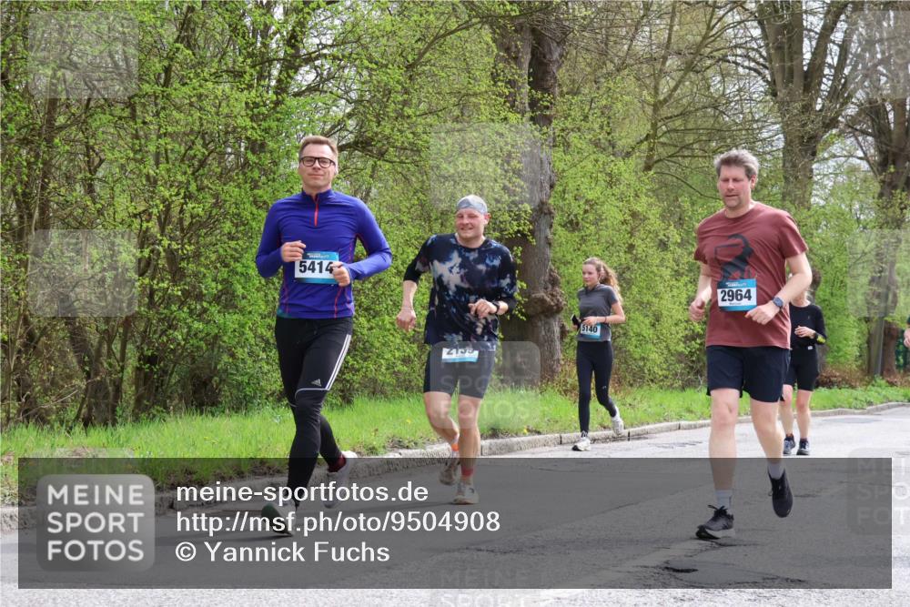 12.04.2026 - 45. Internationalen Wilhelmsburger Insellauf Yannick Fuchs http://msf.ph/oto/9504908 12.04.2026 12:54:42 Laufen 5414, 2133, 5140, 2964 meine-sportfotos.de