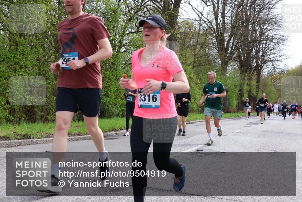 12.04.2026 - 45. Internationalen Wilhelmsburger Insellauf Yannick Fuchs http://msf.ph/oto/9504919 12.04.2026 12:54:44 Laufen 296, 5140, 3316, 41 meine-sportfotos.de